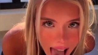 Lily Lanes Onlyfans doggy style sex tape with boyfriend!!!